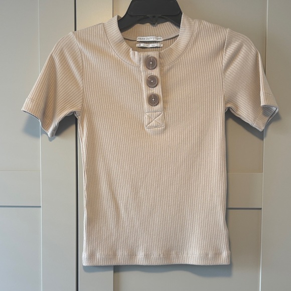 Urban Outfitters Beige Ribbed Short Sleeve Tee - Picture 4 of 8